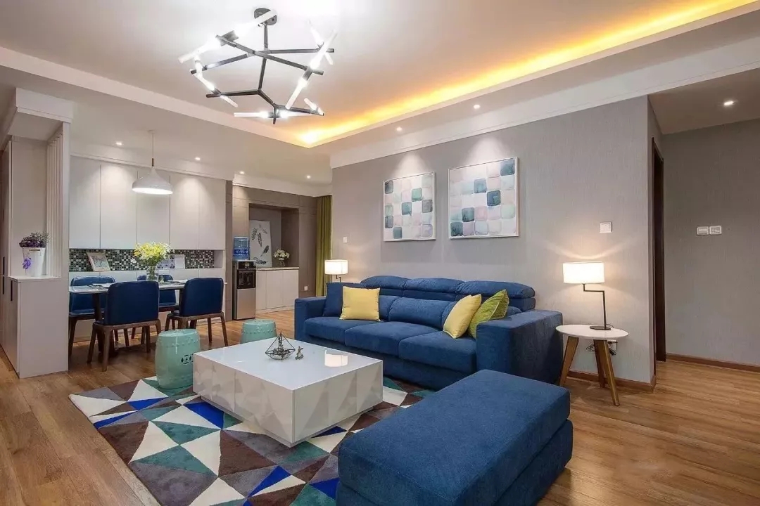 客餐廳處，如何搭配燈具？