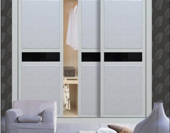 【指南】定製衣櫃門的挑選要點！