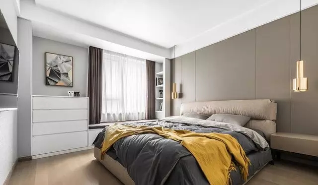 飄（piāo）窗改造成（chéng）書桌的成功案例，怎麽能完美錯過（guò）？