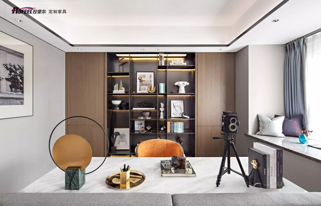 氣質書櫃，不知不知覺透（tòu）露主人的·高雅情調！