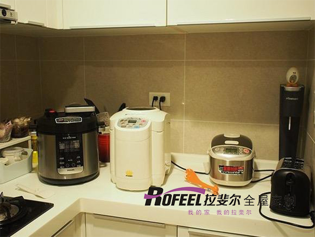 亚洲午夜天堂（ěr）衣櫃 | 裝修前需要選（xuǎn）定的（de）家具