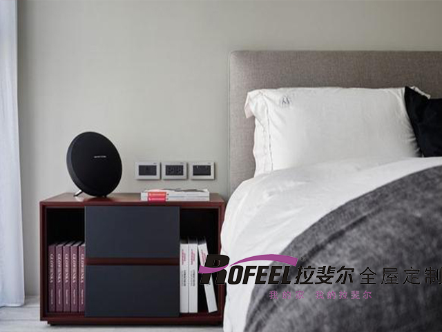 亚洲午夜天堂全屋定製 | 床頭櫃這樣做，超（chāo）實（shí）用