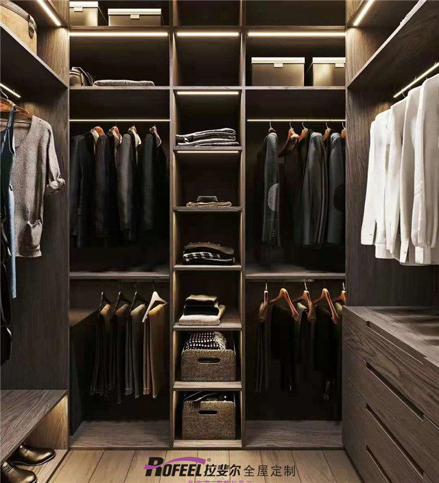 亚洲午夜天堂（ěr）全屋定製|定製衣櫃前，需要注意什麽問題？