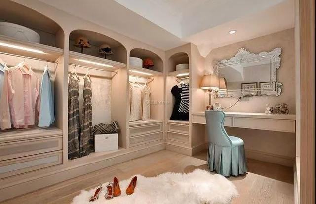 亚洲午夜天堂全屋定（dìng）製|L型衣帽間讓（ràng）你（nǐ）擁有（yǒu）一（yī）個高（gāo）品（pǐn）質的衣（yī）帽間（jiān）