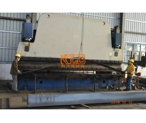 600T大（dà）型折彎（wān）機